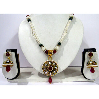                       Green Meenakari Round Pendant Necklace Set BH                                              