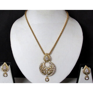                       Nice Stone Chian Tilak Pendant Necklace Set                                              