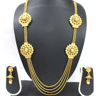                       Golden Double Round Brooch 4 Line Necklace Set                                              