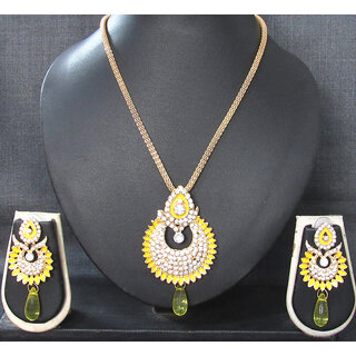                       Yellow drop long chain pendant necklace set                                              