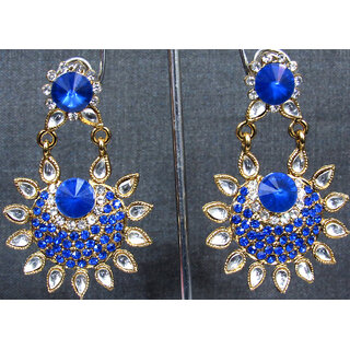                       Dark blue sun white kundan earring                                              
