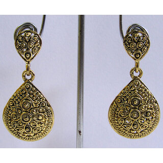                       Antic nice dangle earring                                              
