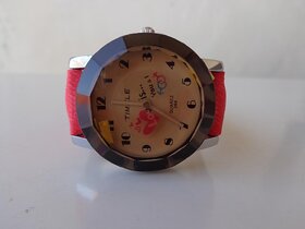 FRESHINGS - Trendy Wrist Watch with Attractive Dial (FKWAT-28)