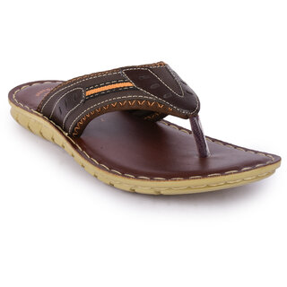 Action shop leather slippers