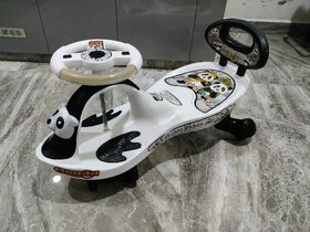 Oh Baby Panda Magic Car High Quality With Black And White Ride On Car With Light For  Kids