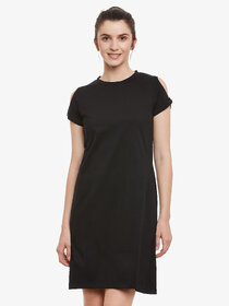 Women'S Black Solid Round Neck Half Sleeve Cold Shoulder Shift Dress