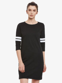 Women'S Black Solid Round Neck 3/4 Sleeve Panelled Shift Dress