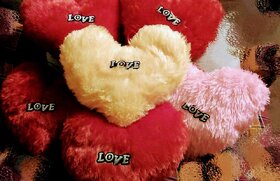 THIS VALENTINE ...GIFT UR LOVE .. A BEAUTIFUL HEART SHAPE CUSHION AVAILABLE IN RED...PINK.. YELLOW COLORS