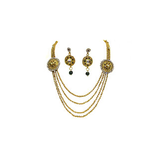                       2 Side Brooch 4 Line Necklace Set                                              