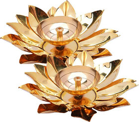 Decorate India Brass and Copper Table Akhand diya 5 inch diameter Brass, Copper Table Diya Set  (Height 2 inch, Pack of