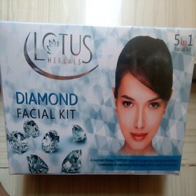 Lotus herbals diamond facial kit