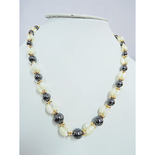                      Fashion Necklace featuring of Hematite 10mm plain Beads and freshwater pearl, adorn with golden tone metal beads  with metal clasp                                              