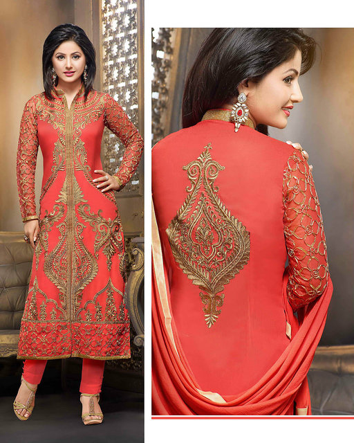 6 Vibrant Suits By Hina Khan To Shine On Women's Day In Office