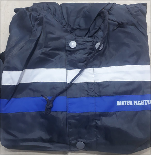 Water hot sale fighter raincoat