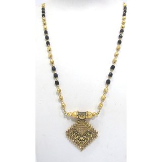 Buy Antic Square Pendant Golden Stone 