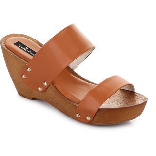 tan wedges