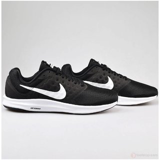 nike sports shoes black colour