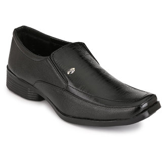                       Groofer Black Slip-on Formal Shoes For Men's                                              