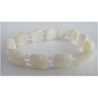                       Flower Carved Fresh Water Pearl Bracelet adorn with Crystal Beads                                              