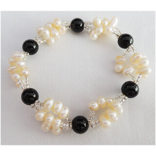                       Three line bunch of Fresh Water Pearl stretch necklace adorn with Onyx Beads                                              