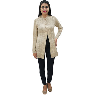 beige cardigan with pockets