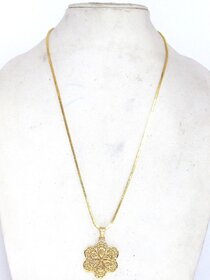 Golden Flower Pendant Chain Necklace