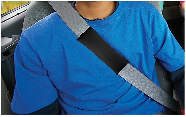 innova seat belt holder