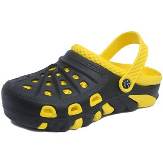 mens yellow crocs