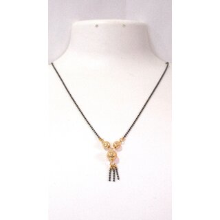 Single Line Golden Drop Manglasutra Necklace Single Line Golden Drop Manglasutra Necklace
