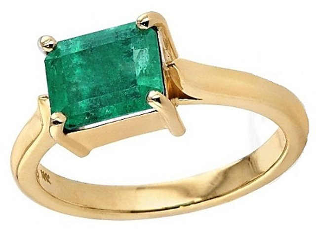 Gold or Silver - Which is the suitable metal for wearing Emerald Ring?